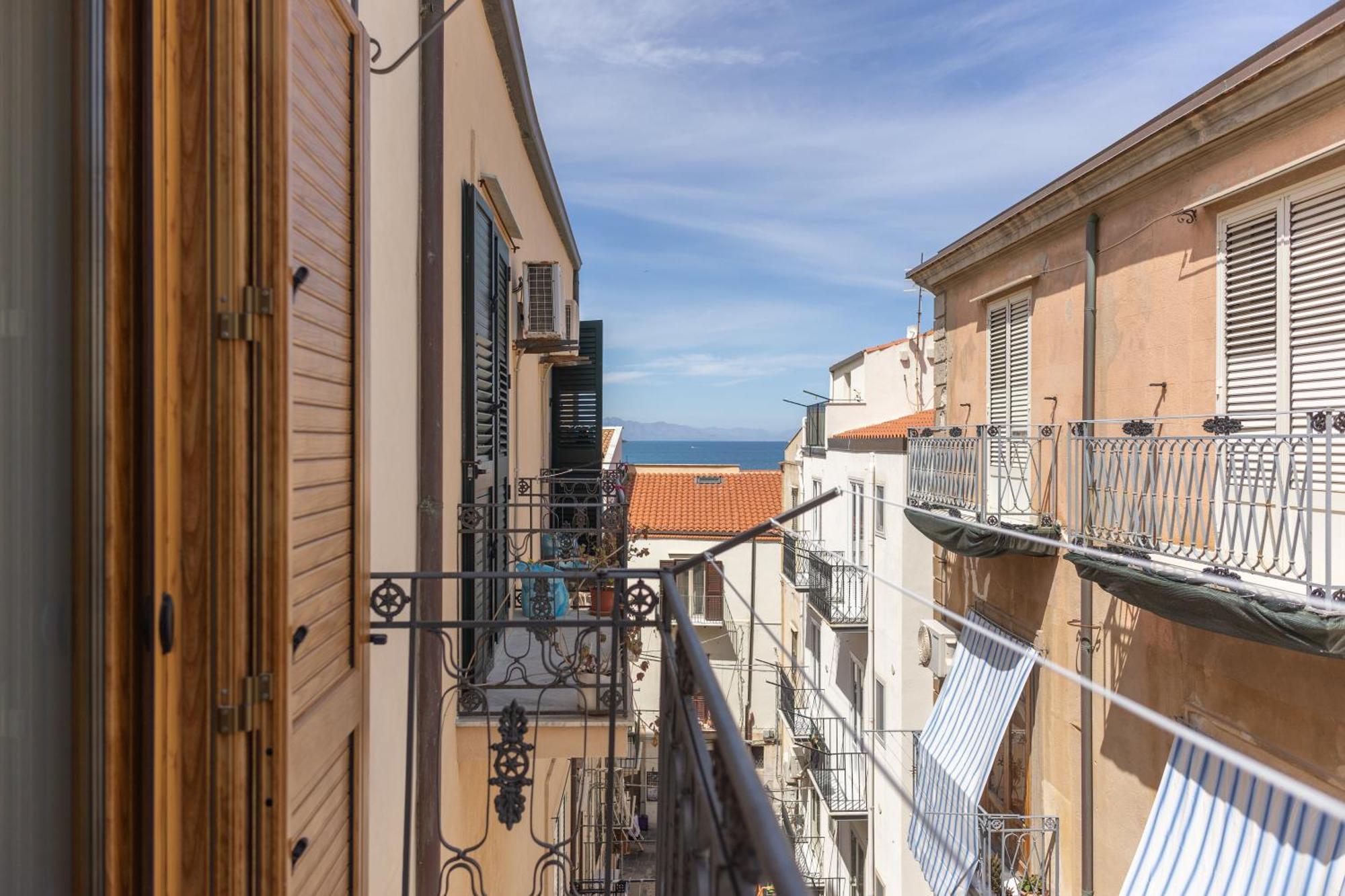 Cortile Gioeni Apartment Cefalu Bagian luar foto