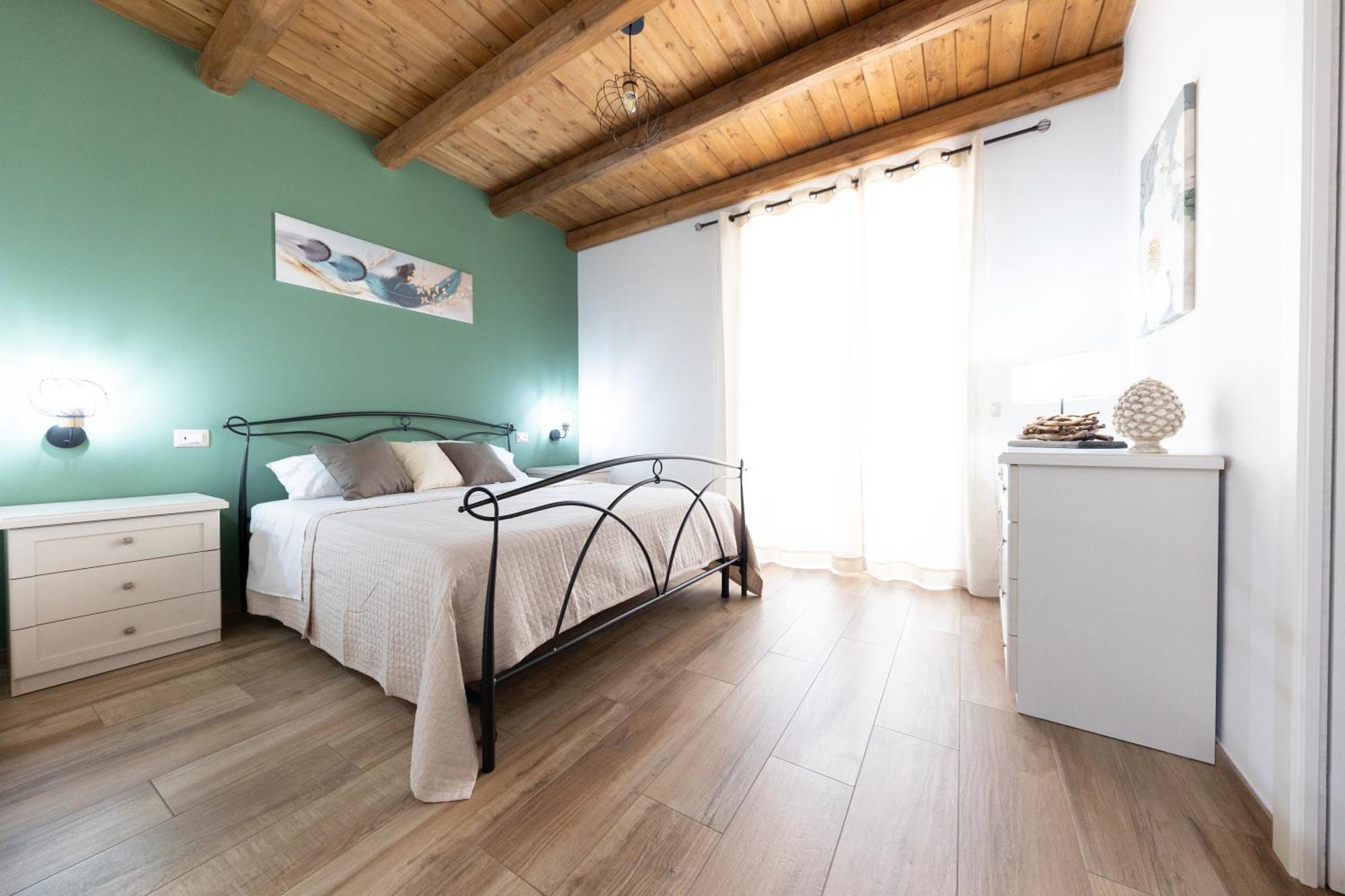 Cortile Gioeni Apartment Cefalu Bagian luar foto