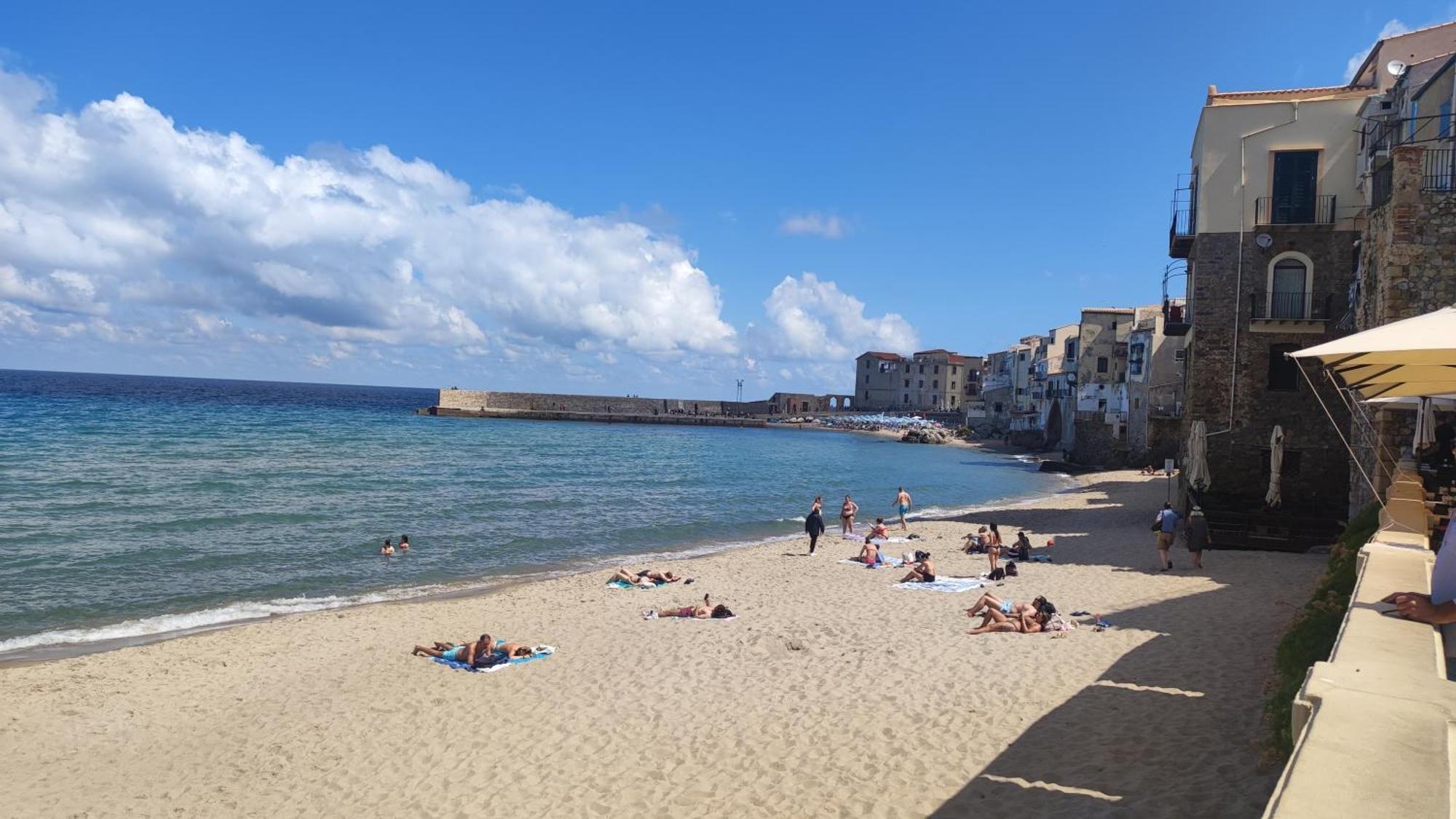 Cortile Gioeni Apartment Cefalu Bagian luar foto